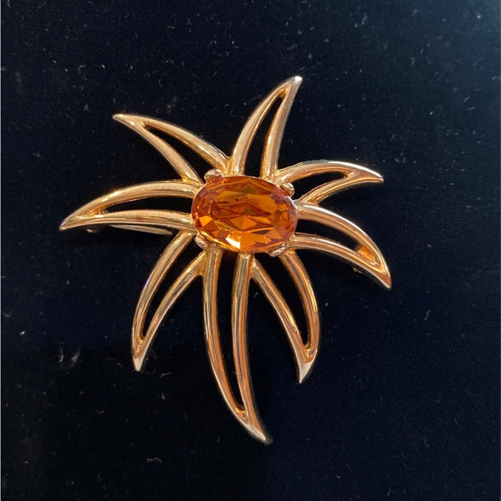 Vintage gold plated amber crystal Broach / Pin